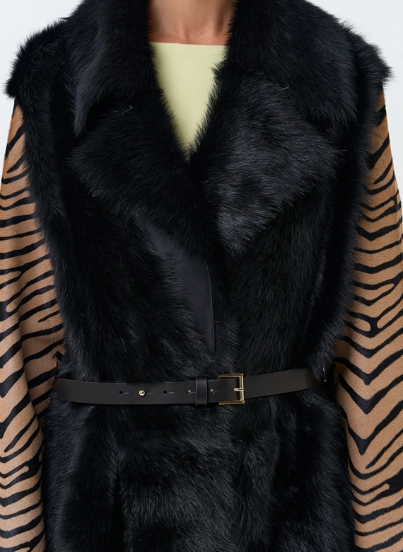 Женская двухсторонняя дубленка из натурального меха фото