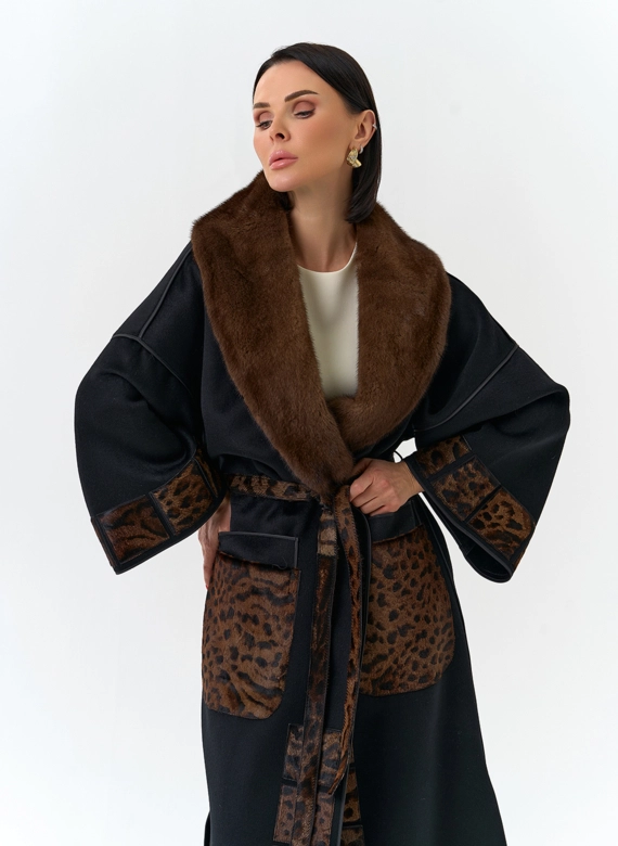 Женское длинное пальто с воротником из меха норки