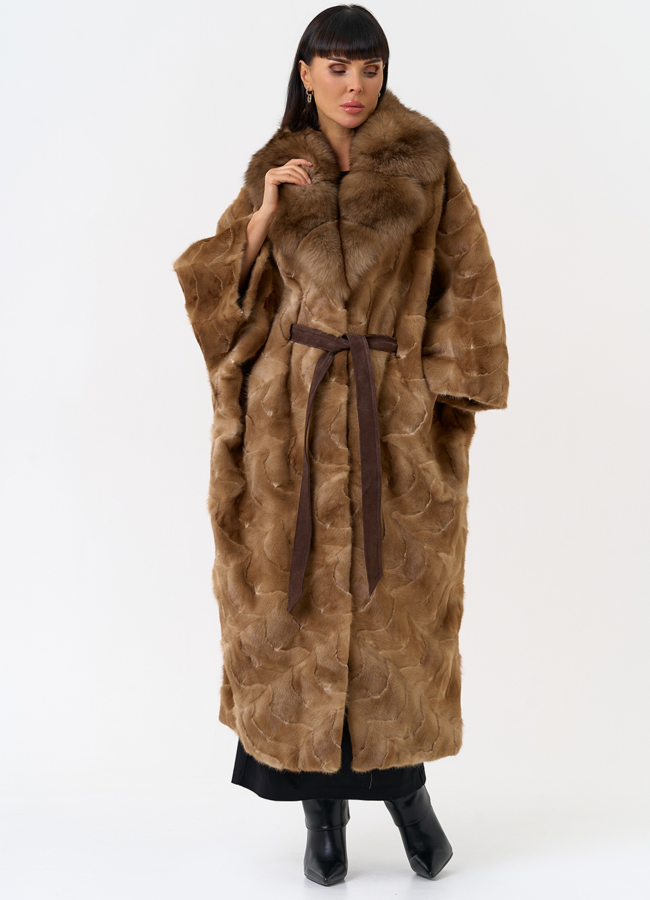 Женская шуба из меха норки с воротником их меха песца модель № 31492 в кредит