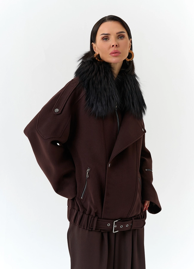 Женское укороченное пальто с отделкой из меха лисы модель № 32781 универмаг малина