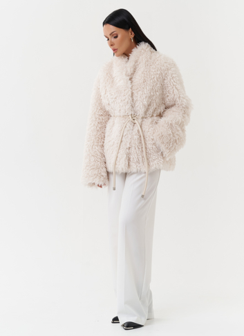 Шуба из эко меха под овчину