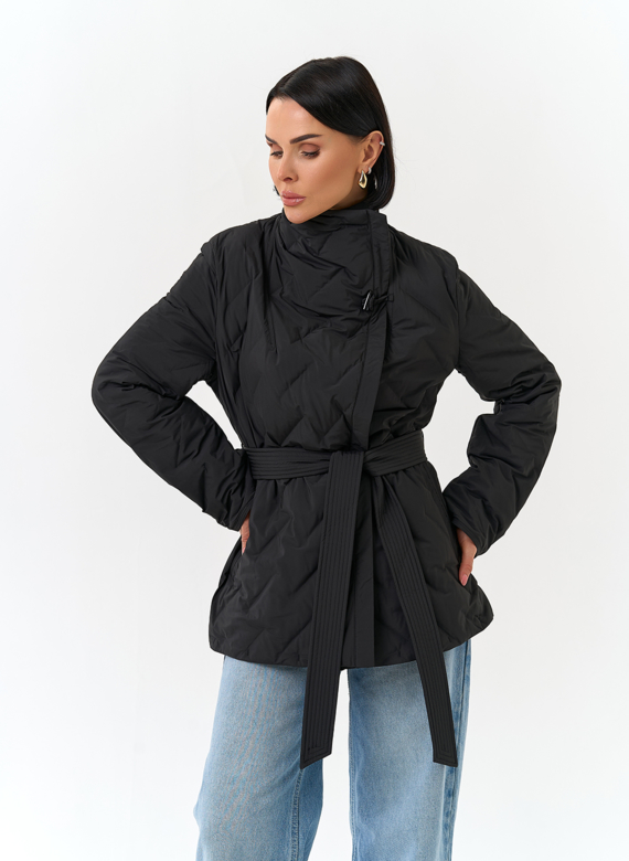 Женская куртка с поясом 