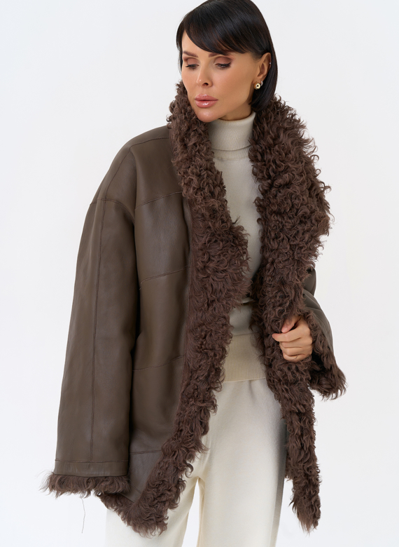 Женская двухсторонняя дубленка с воротником стойкой 