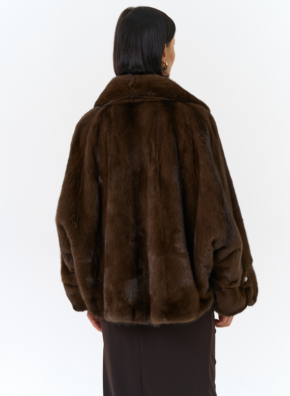 Укороченная шуба из меха норки 