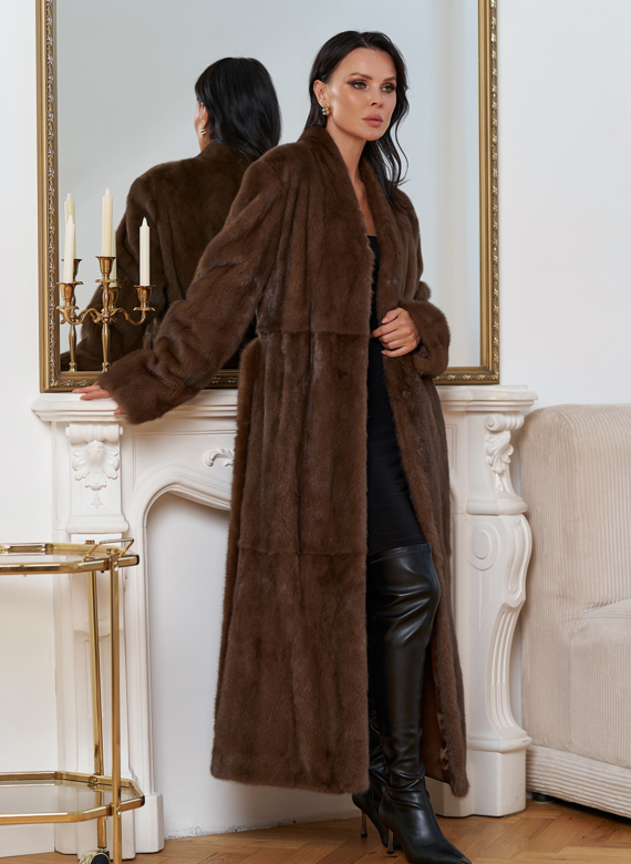 Женская длинная шуба из меха норки