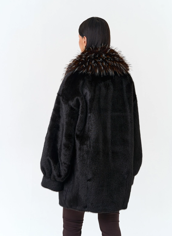 Женская шуба из эко меха фото